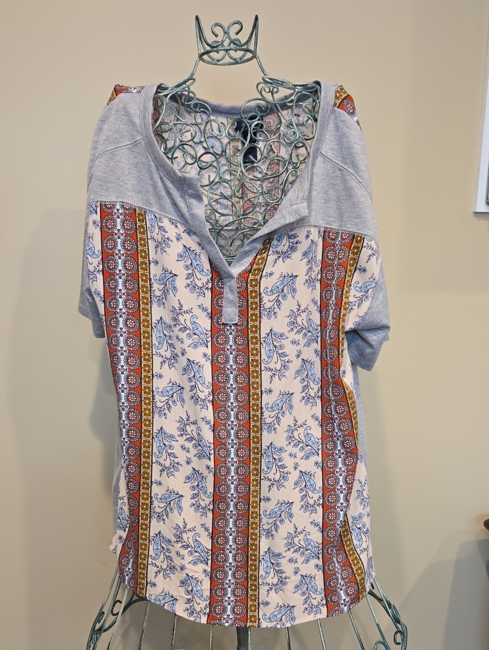 Daytrip Cream Top with Blue and Rust Paisley Stripes
